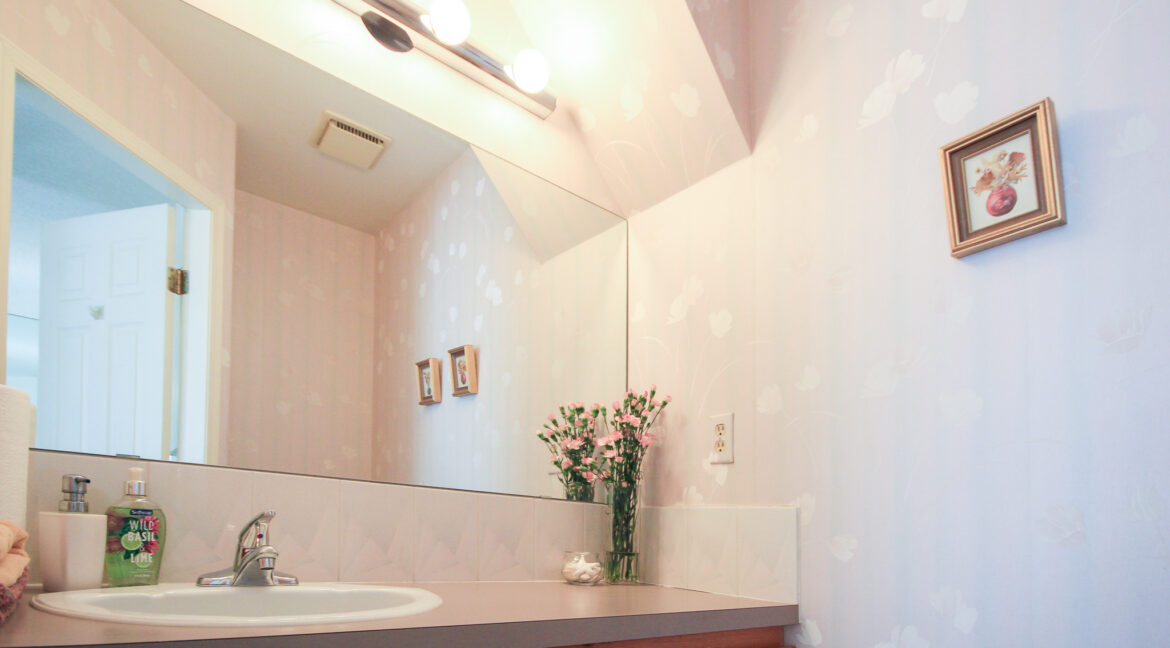 2286 W 14th Ave IMG_1014