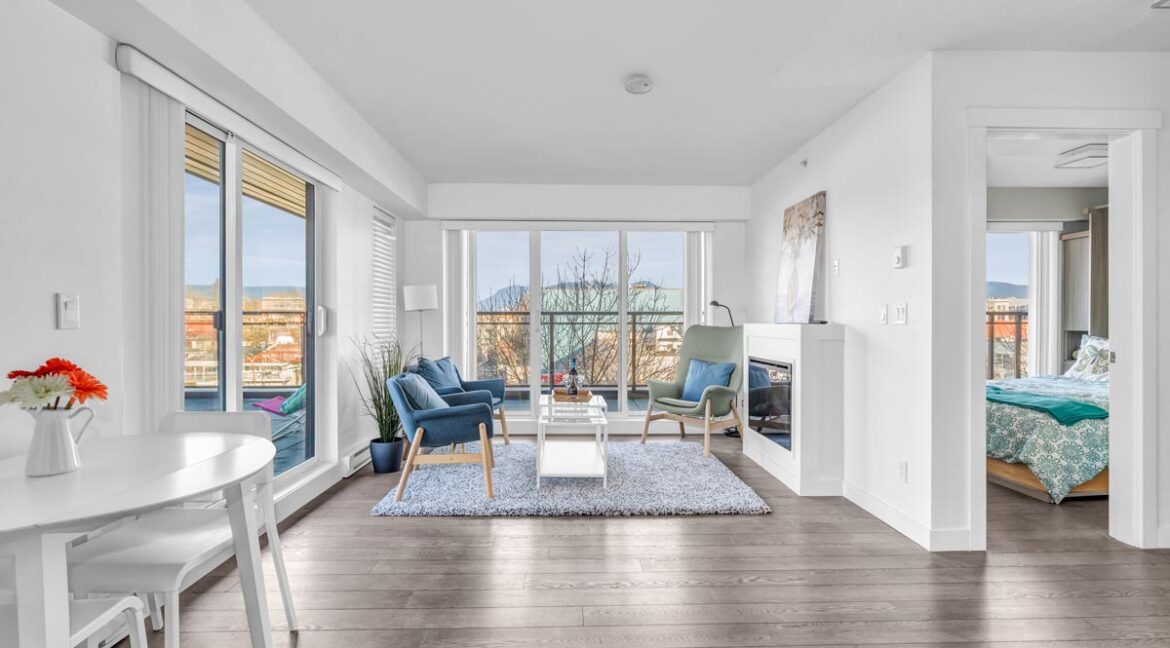 404 688 E 18th Ave Vancouver (12)