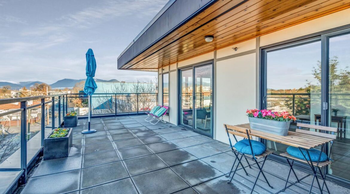 404 688 E 18th Ave Vancouver (16)