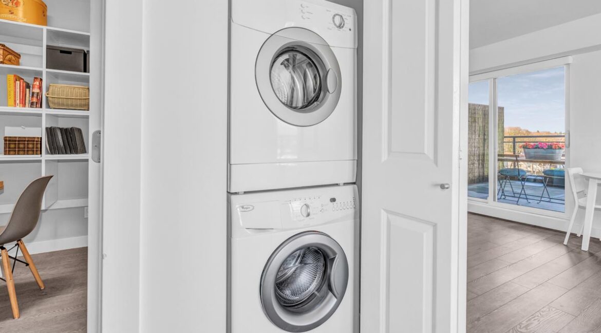 404 688 E 18th Ave Vancouver (18)