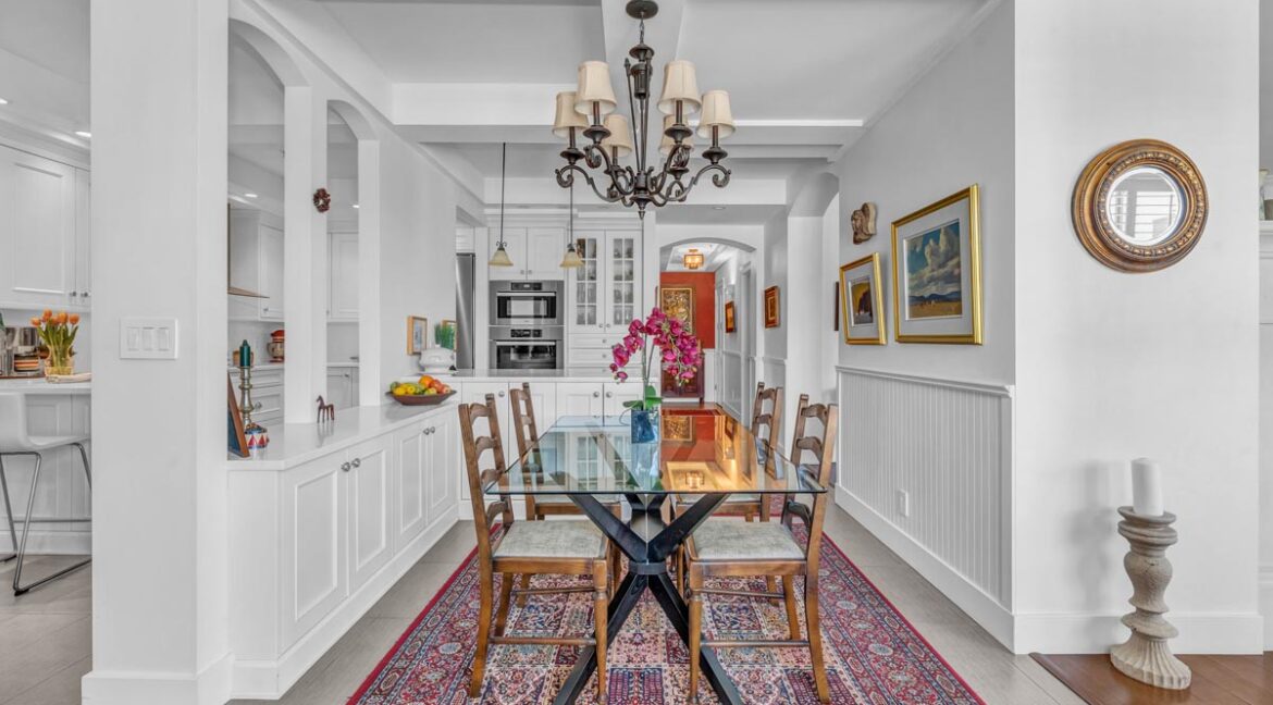 311 3755 W 8th Avenue (11)