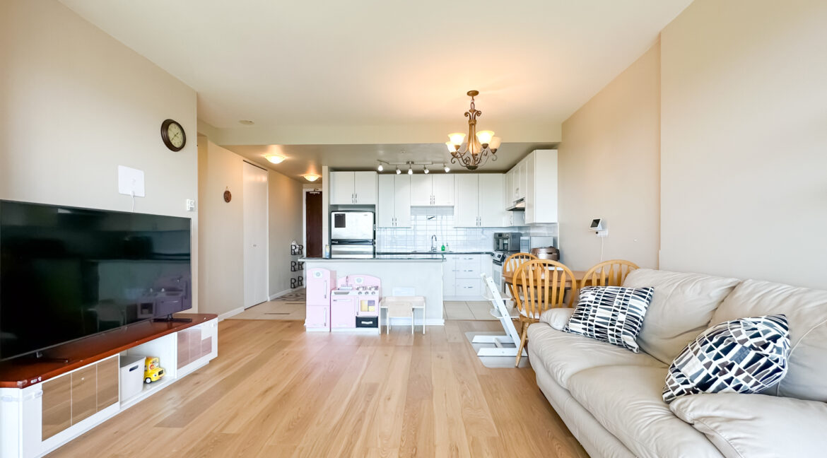 1107-6823 STATION HILL DR BURNABY-10