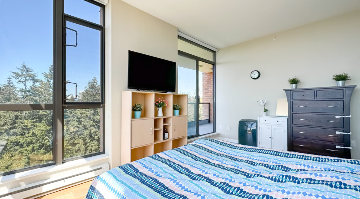 1107-6823 STATION HILL DR BURNABY-14