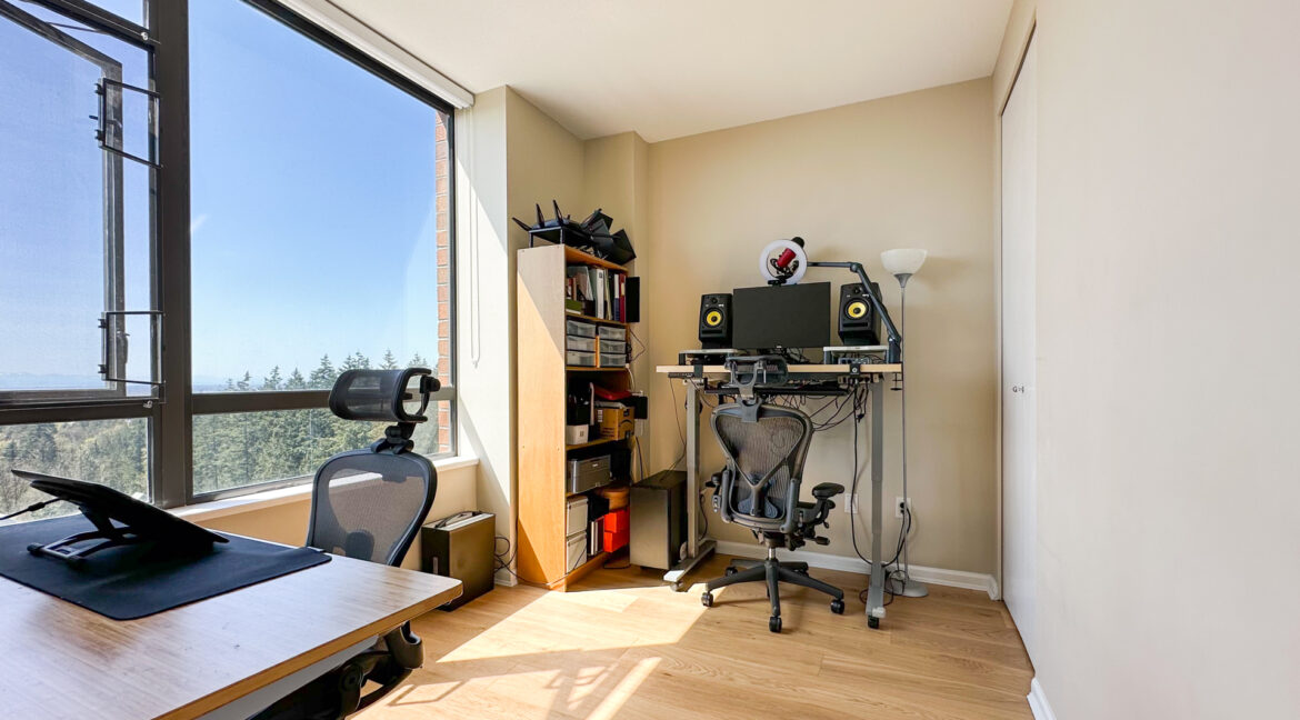 1107-6823 STATION HILL DR BURNABY-21