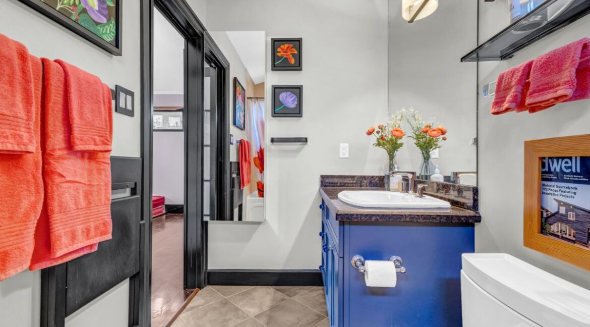 279 W 16th Avenue (33)
