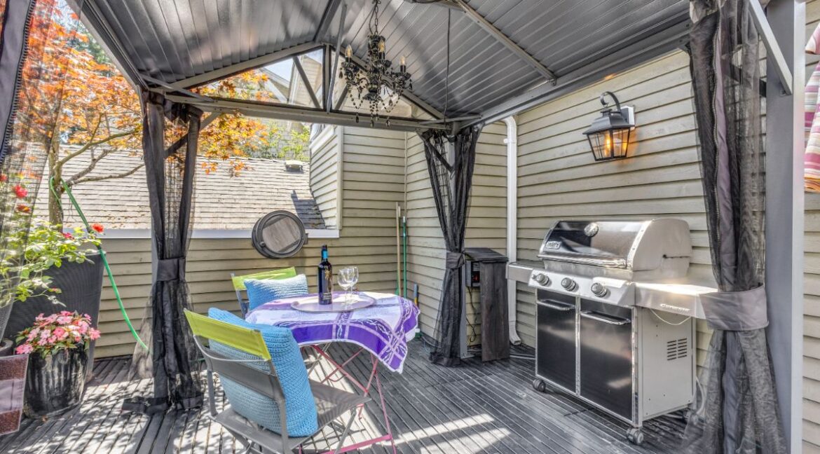 279 W 16th Avenue (36)