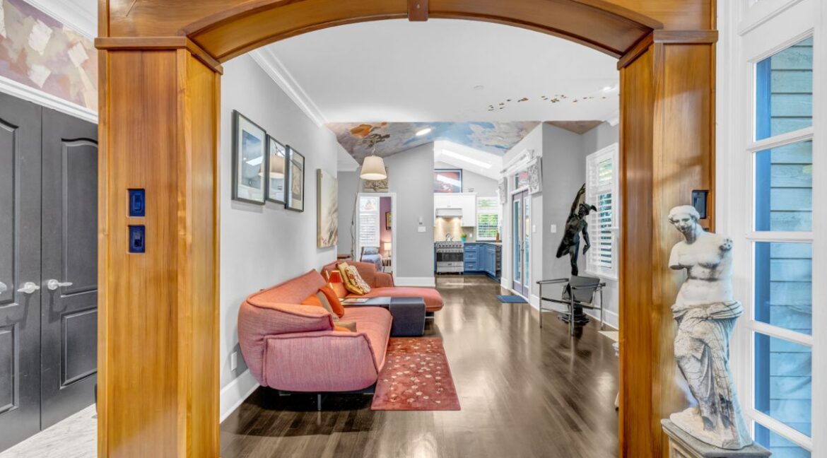 279 W 16th Avenue (9)