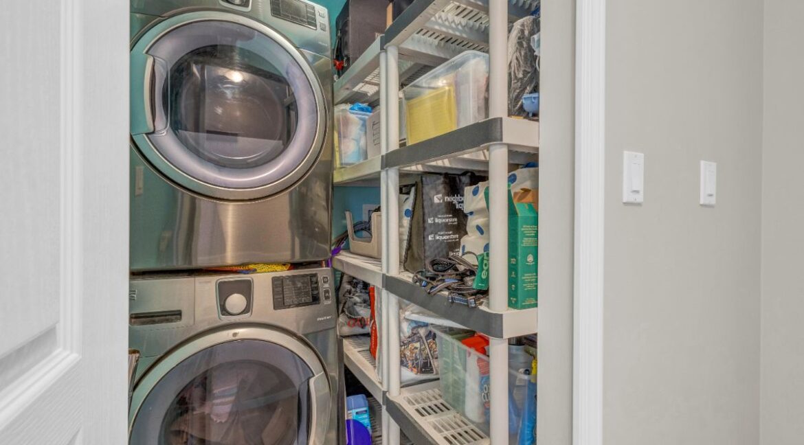 902 9288 university crescent burnaby (15)