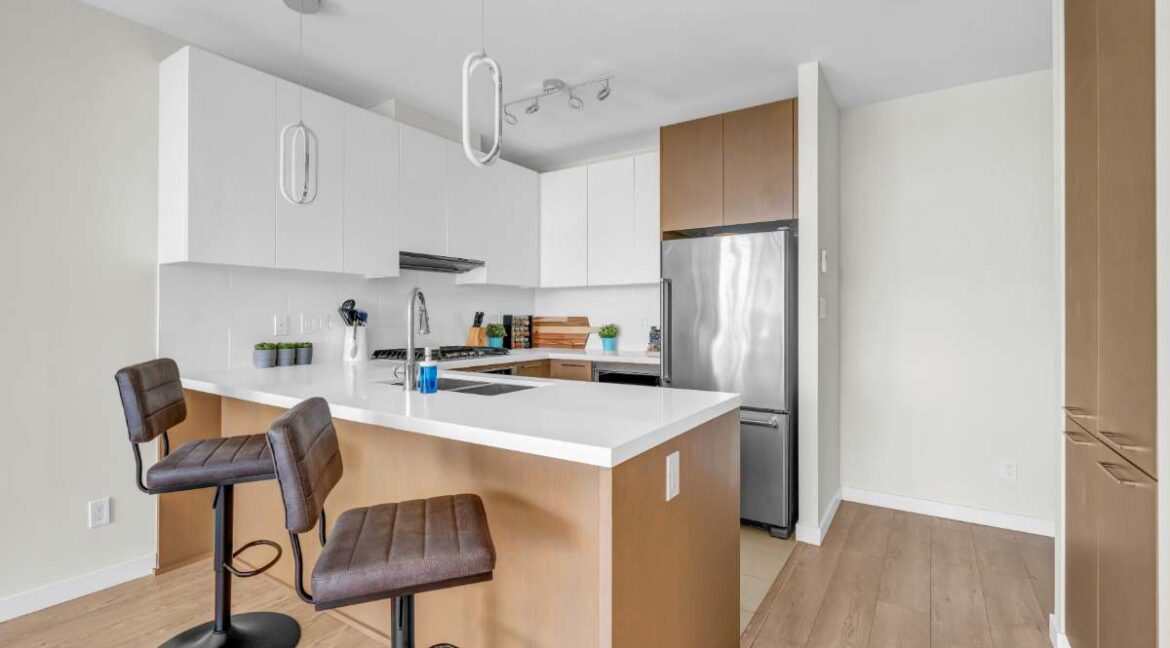 1103 3080 Lincoln Avenue (10)