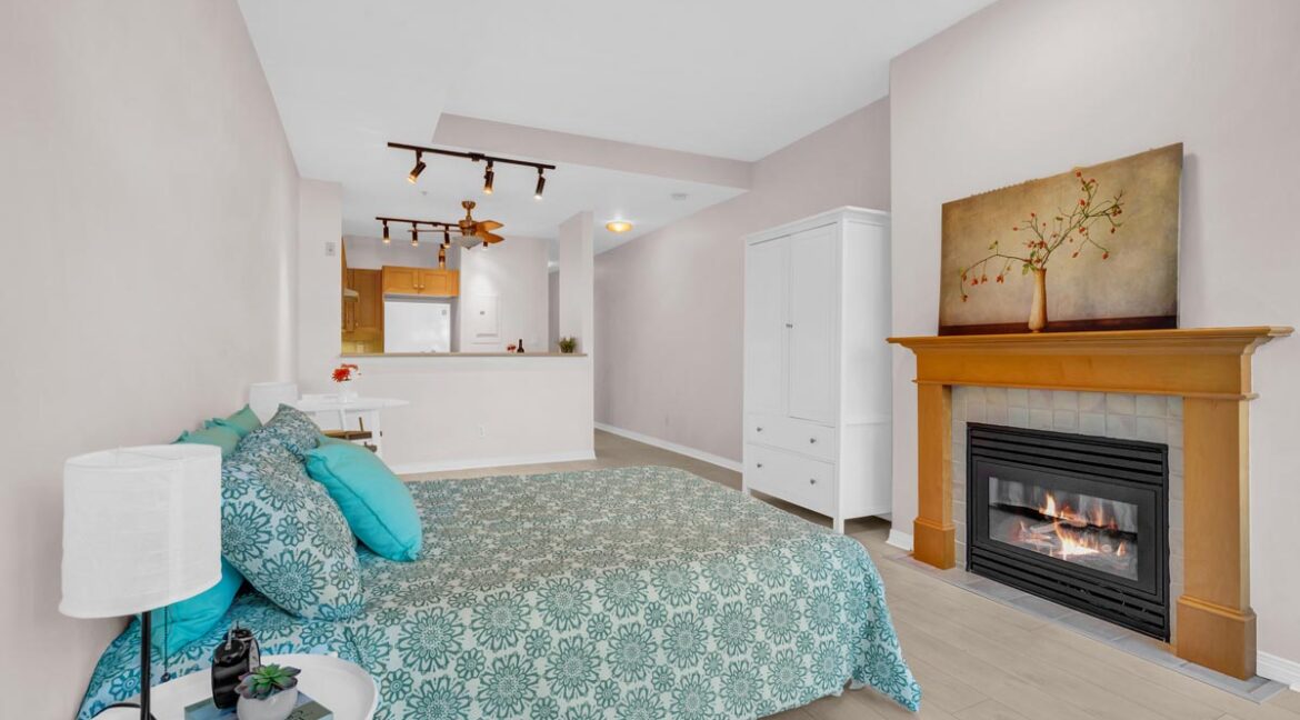 105 3333 W 4th Avenue (14)