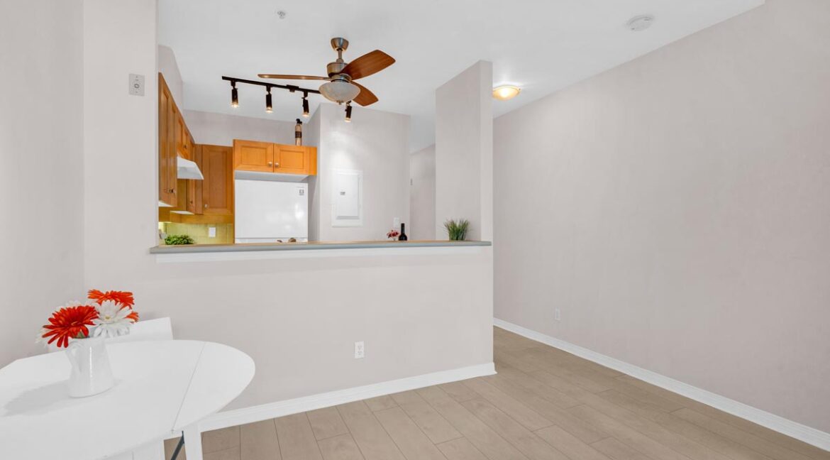 105 3333 W 4th Avenue (9)