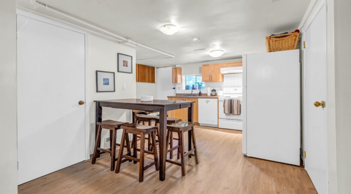 3343 W 3rd (24)