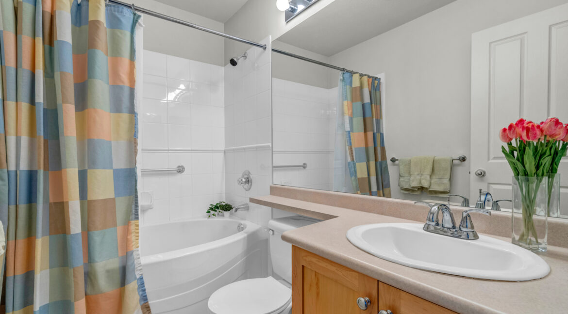 204 1675 w 10th Avenue (25)