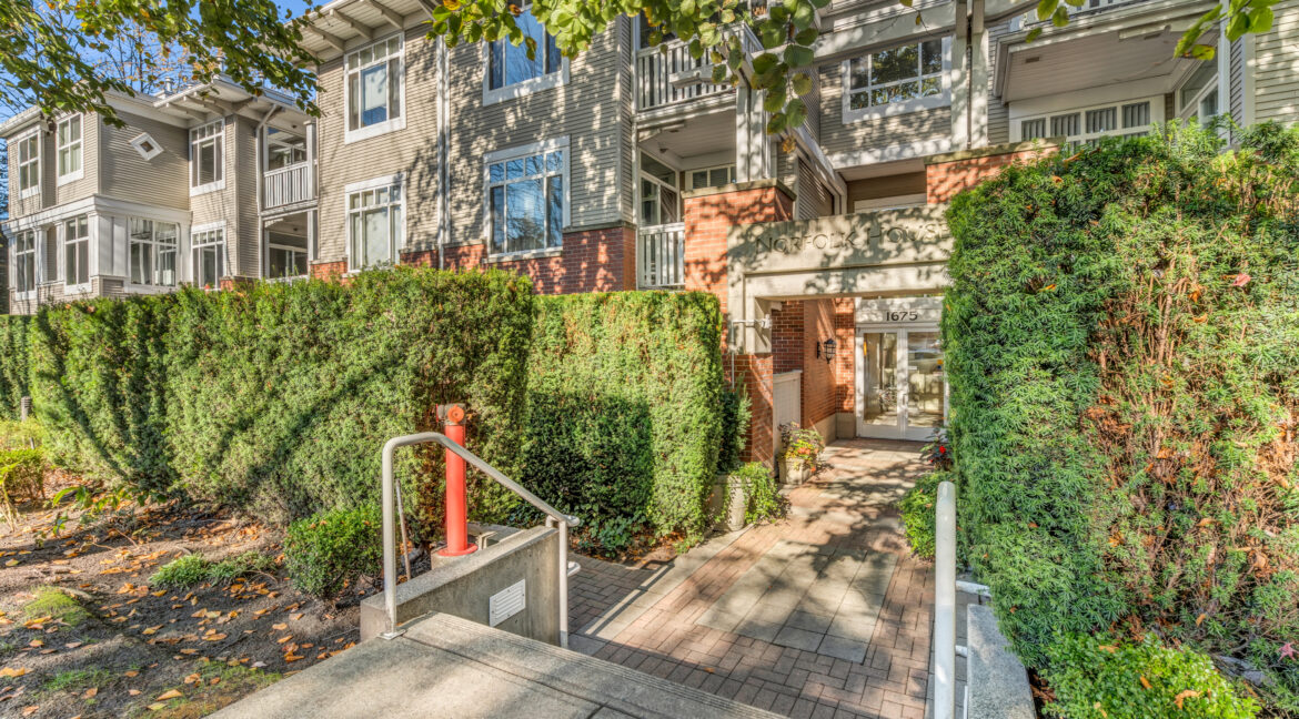 204 1675 w 10th Avenue (28)