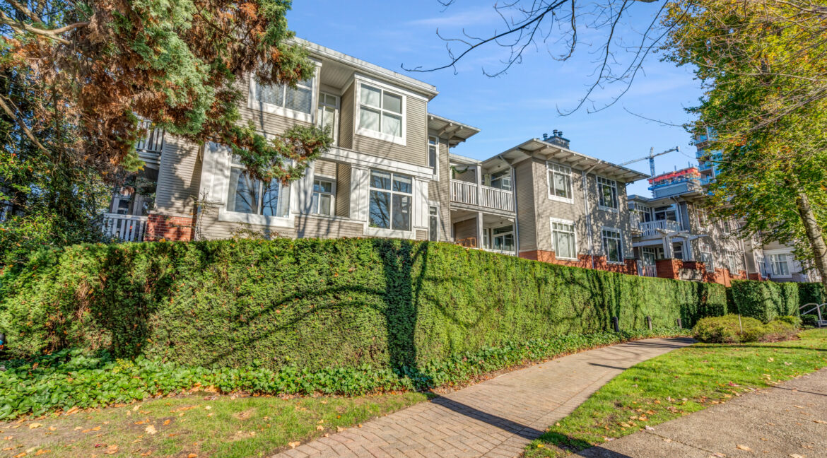 204 1675 w 10th Avenue (29)