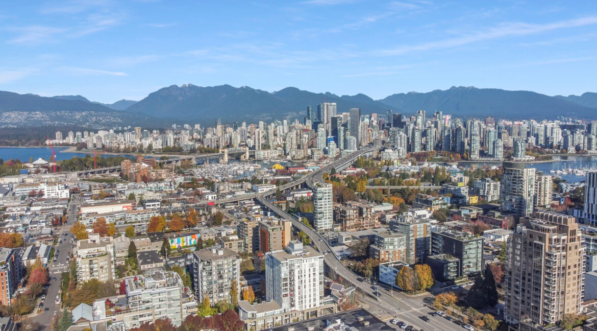 204 1675 w 10th Avenue (4)