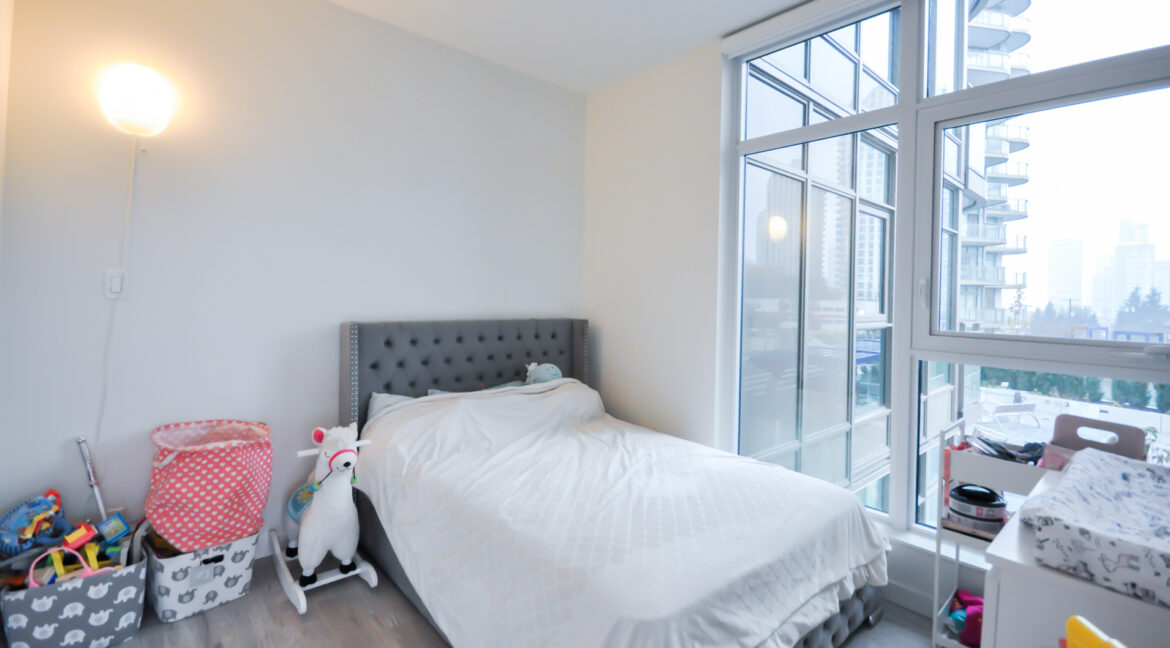 510-5333 GORING ST BURNABY 1920-22