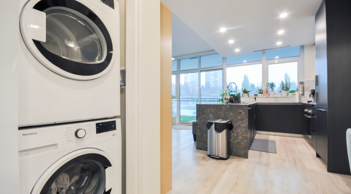 510-5333 GORING ST BURNABY 1920-24