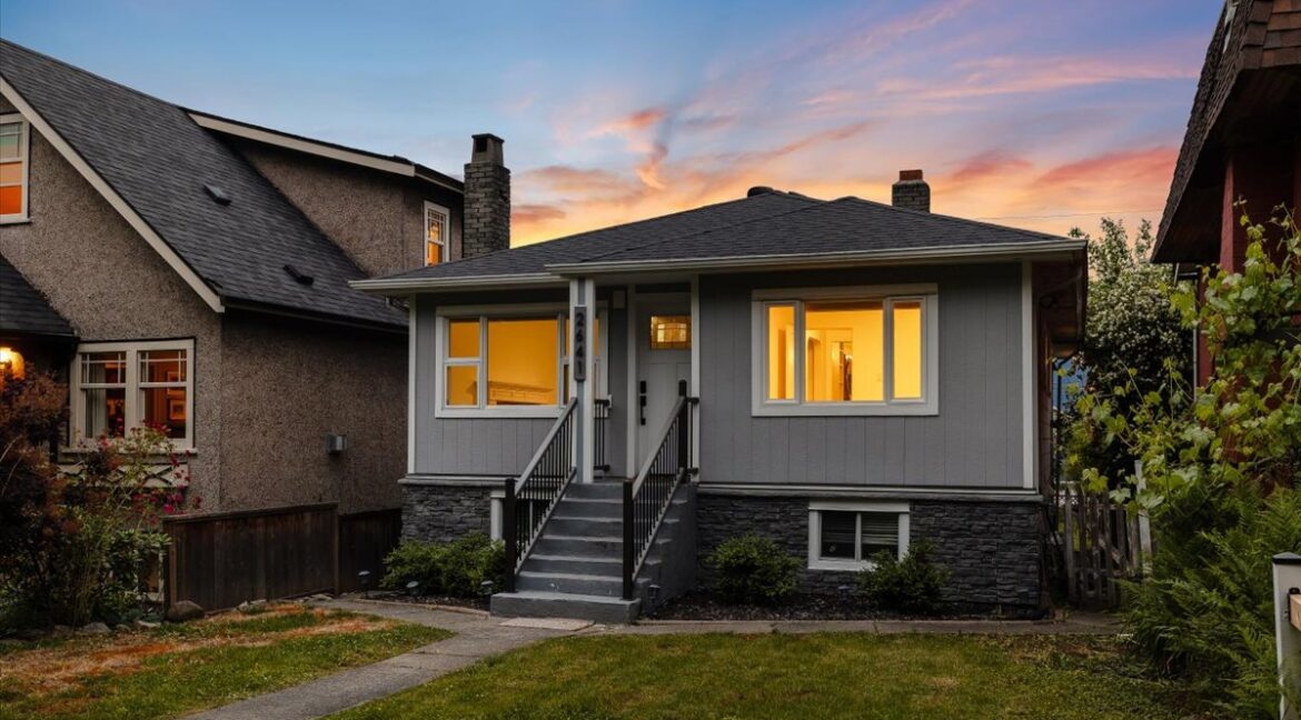 04-2641 E 5th Ave-HD-31