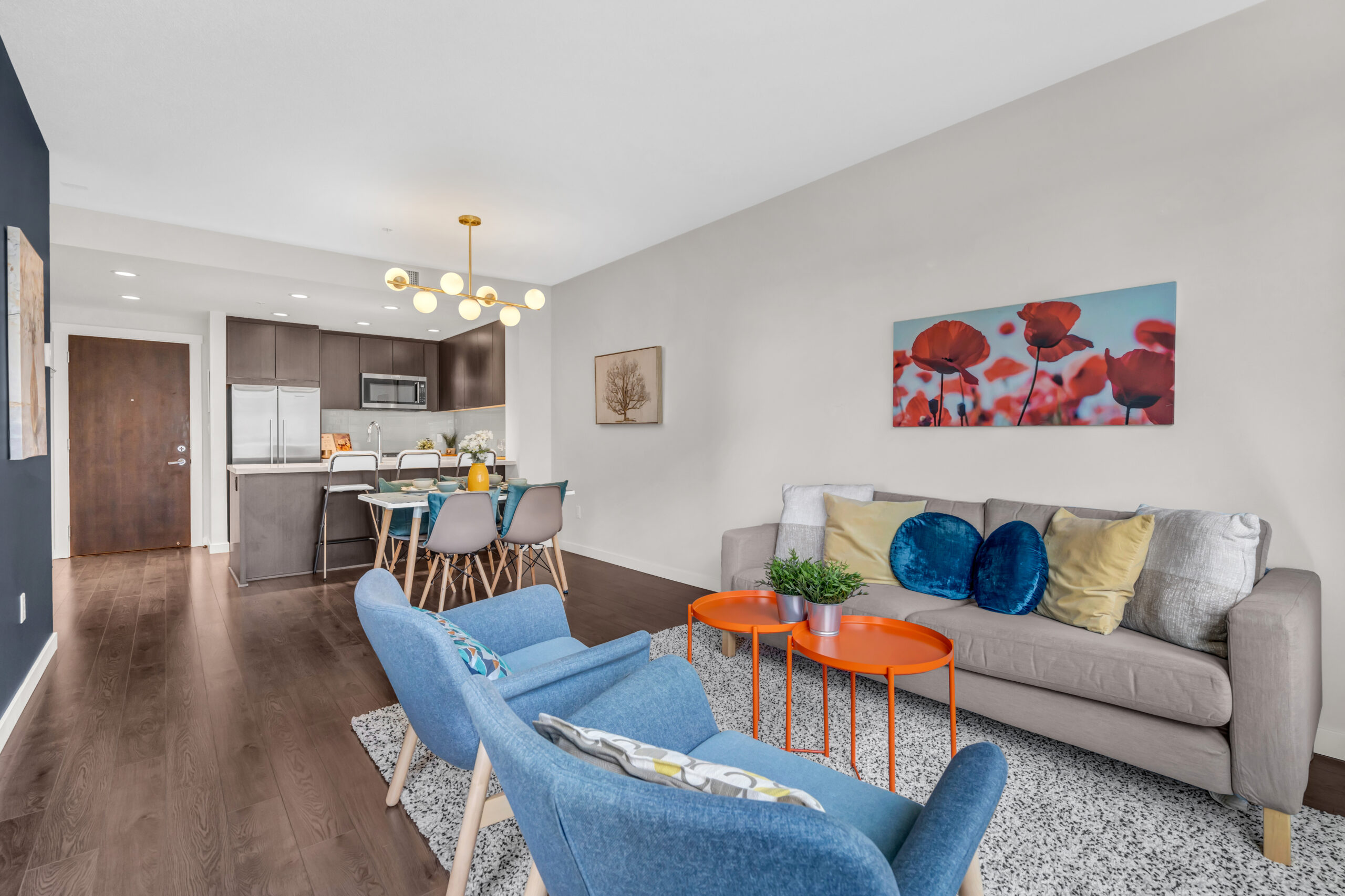 #305-255 W 1st Street