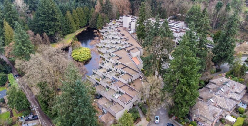 #106-4900 Cartier Street